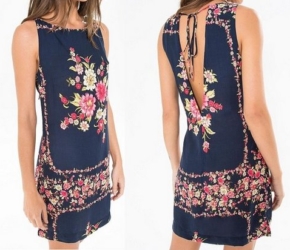 Платье с открытой спиной