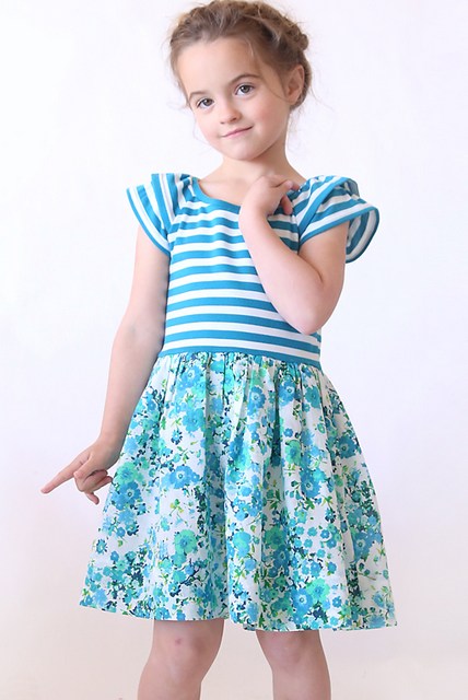 Выкройка платья для девочки 4-5 лет (размер XS)