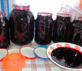 Вышло 6 л варенья из 4 л ягод