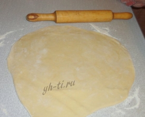 Раскатываем тесто