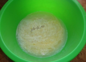 Добавляем раст. масло и воду