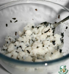 Рис смешиваем с нори