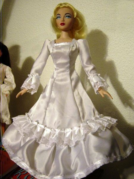 Свадебное платье для Барби