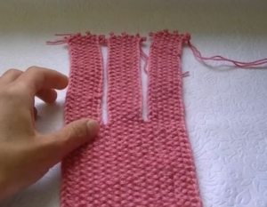 Каждую вяжем отдельно