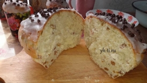 Внутри куличи воздушные, мягкие и очень вкусные!