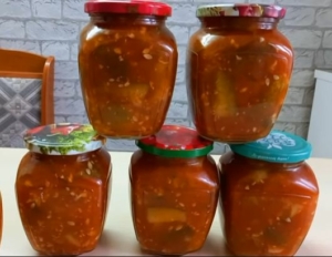 Огурцы с кетчупом на зиму