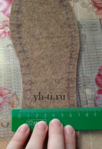 Делаем разметку: 1 см от края и друг от друга