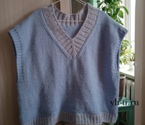 Жилет спицами с V-образным вырезом