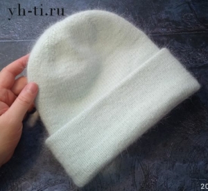 Двойная шапка из "Пуха норки" связана спицами №3