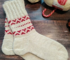 Носки из пряжи "Деревенька"