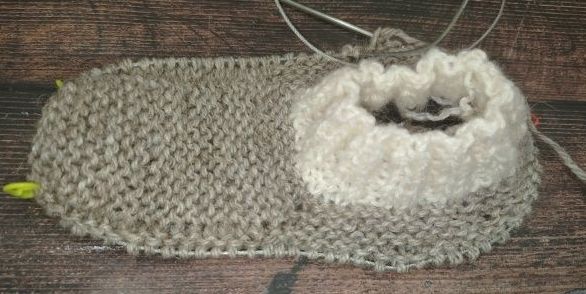 Вывязываем высоту тапочка